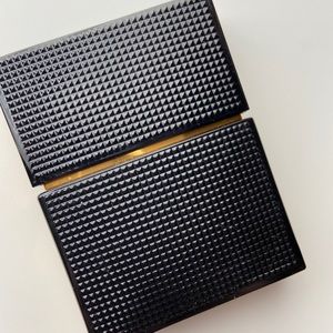 Elizabeth and James nirvana black for her